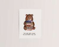 Ich hab gute Laune – Bär mit Bücherstapel