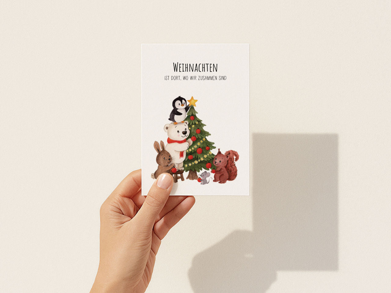 Weihnachten ist dort, wo wir zusammen sind – Tiere am Tannenbaum