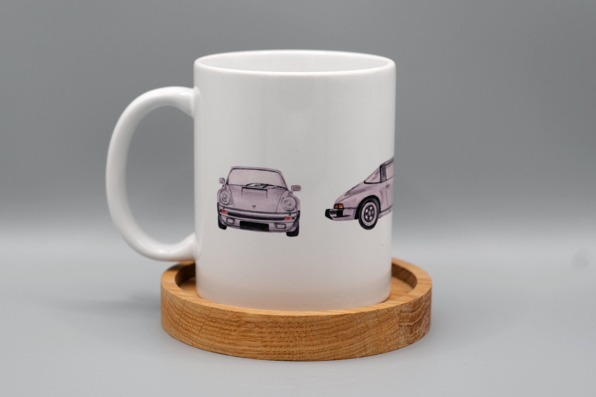 Silberner Sportwagen Rundumansicht - Tasse 340ml